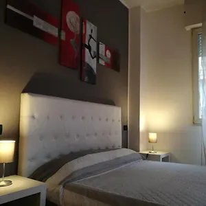  Apartment Residenza Ugo Bassi Italy